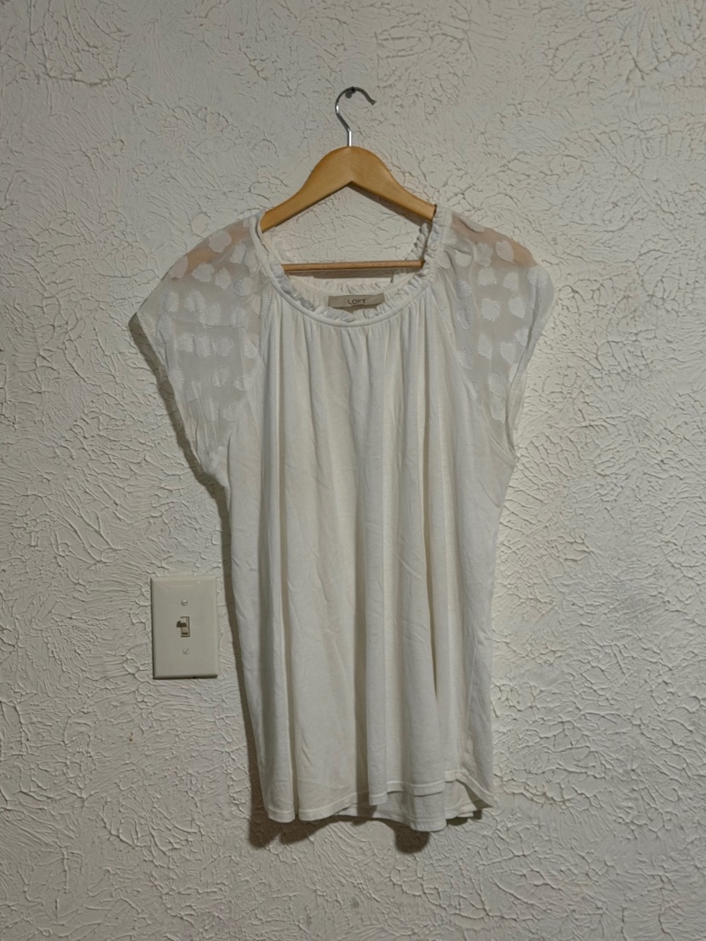 LOFT White Cotton Blouse Sheer Floral Flutter Sleeves Large Flaw